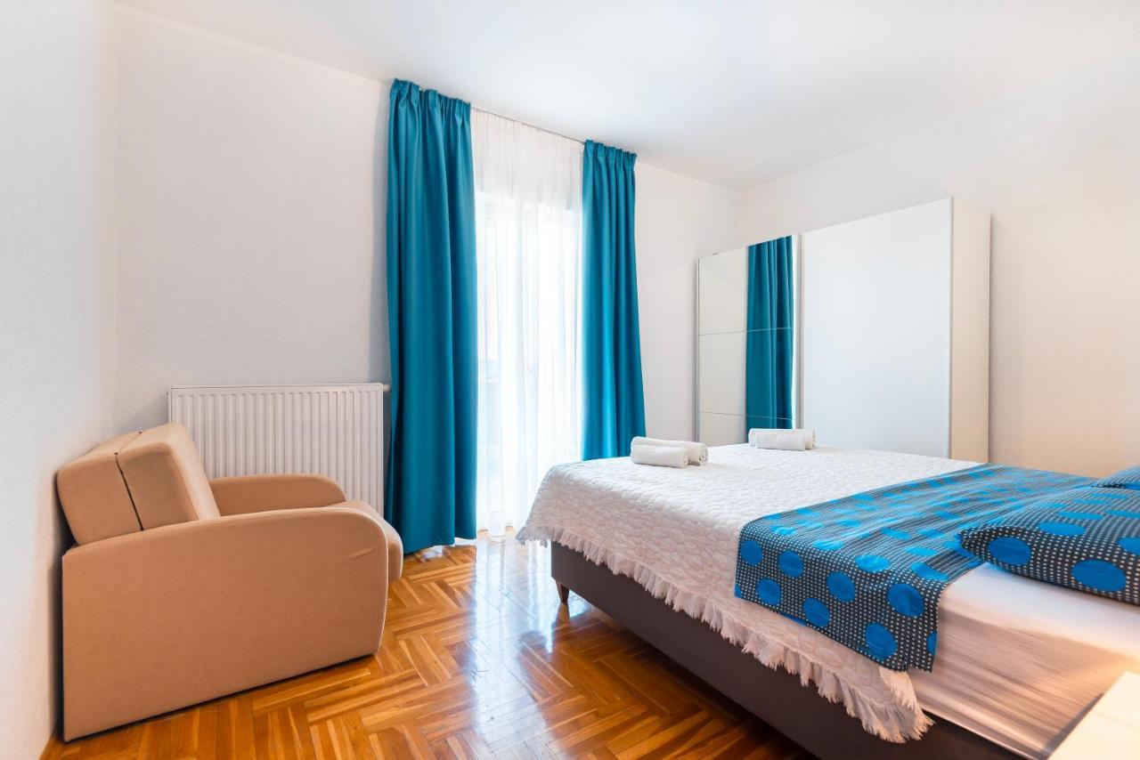 Apartments Plavi Biser Шибеник Экстерьер фото