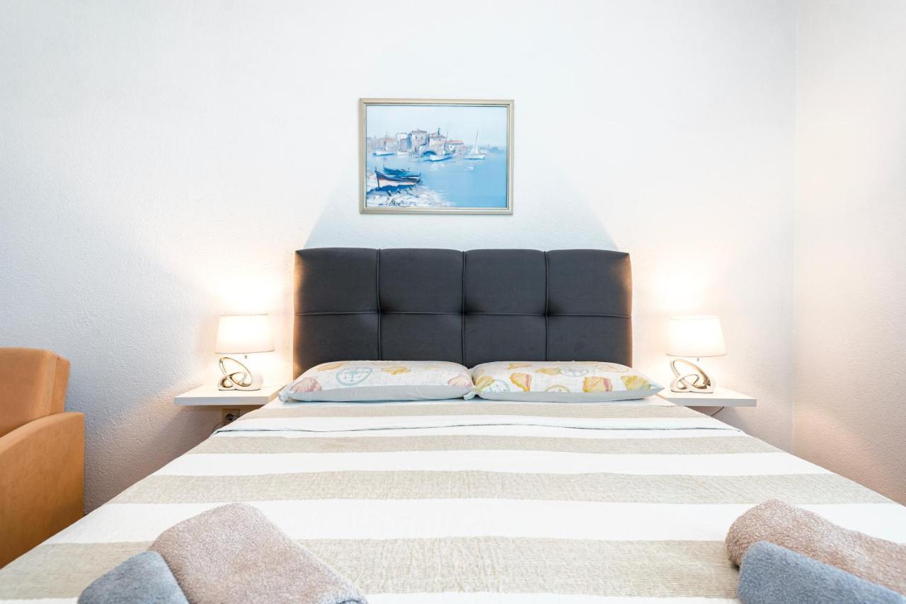 Apartments Plavi Biser Шибеник Экстерьер фото