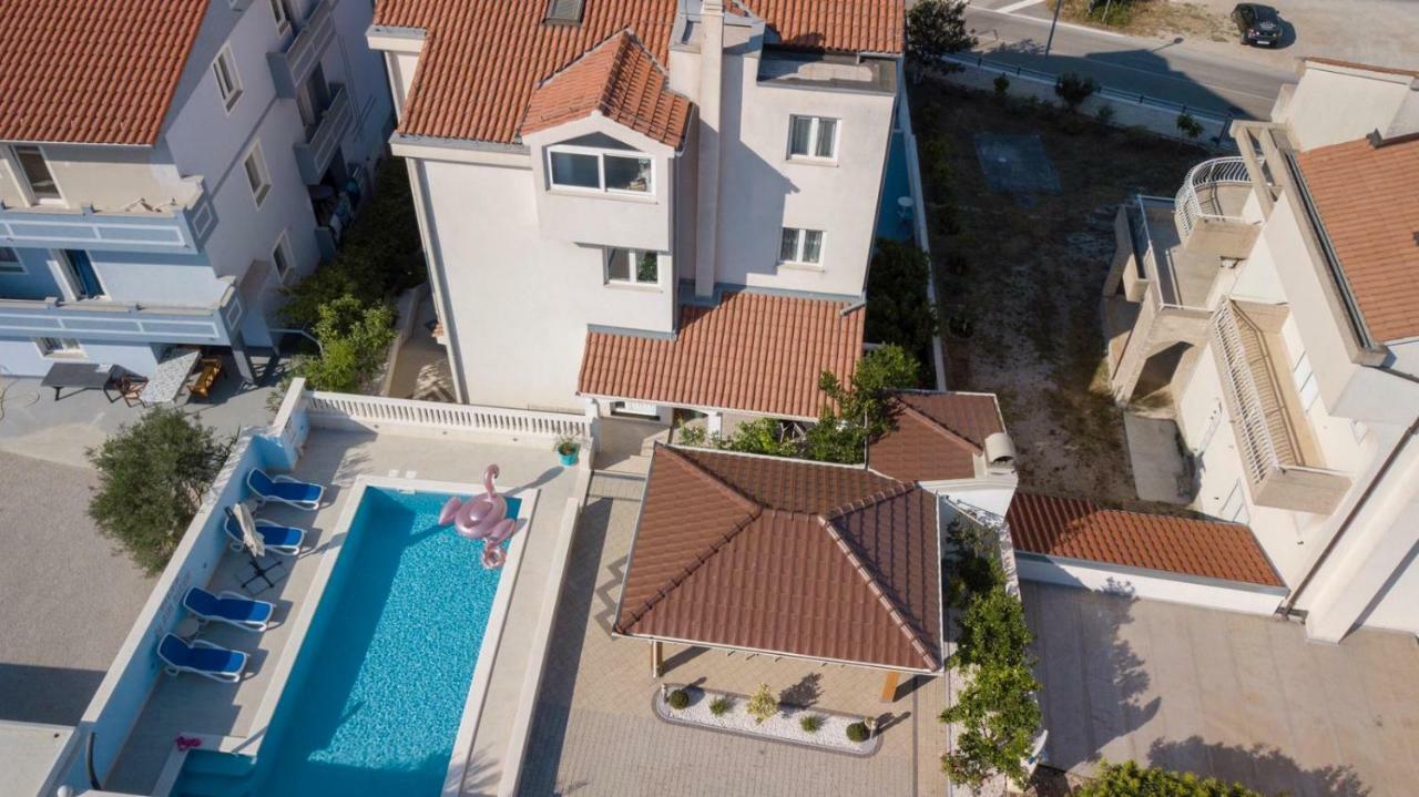 Apartments Plavi Biser Шибеник Экстерьер фото