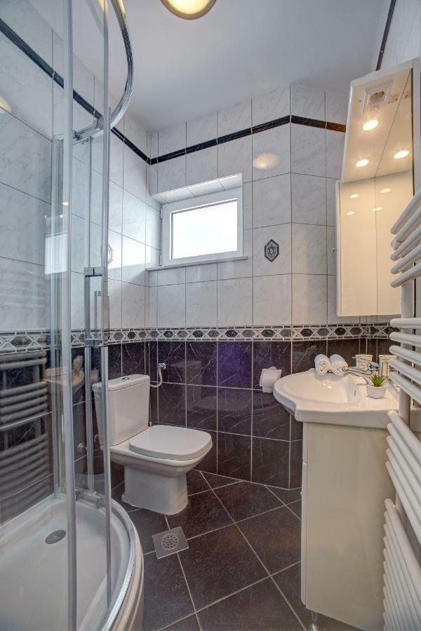 Apartments Plavi Biser Шибеник Экстерьер фото