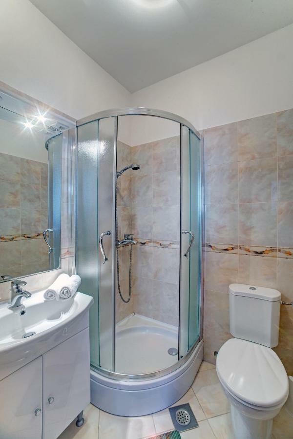 Apartments Plavi Biser Шибеник Экстерьер фото